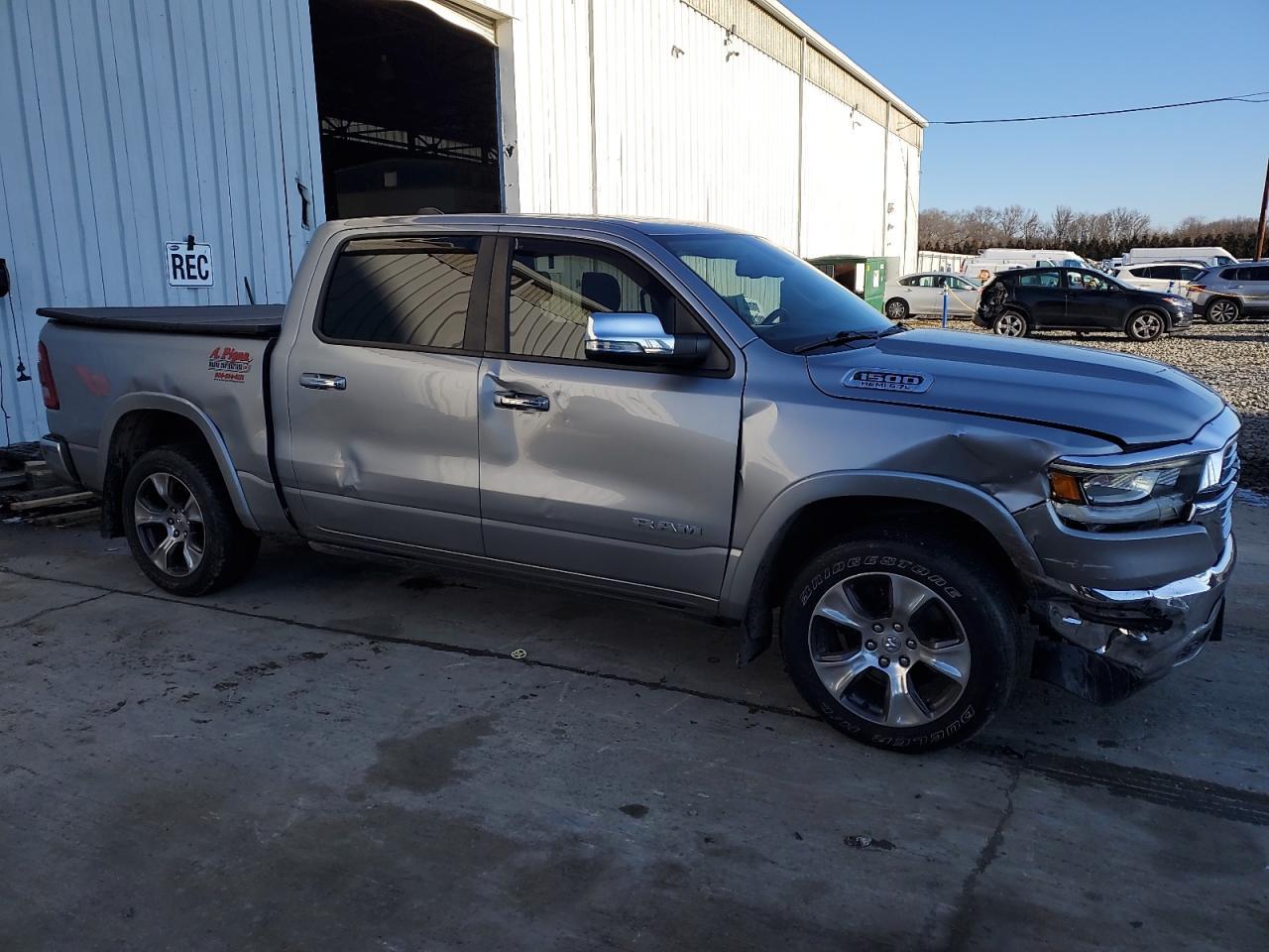 2019 RAM 1500 LARAM - Фото 4
