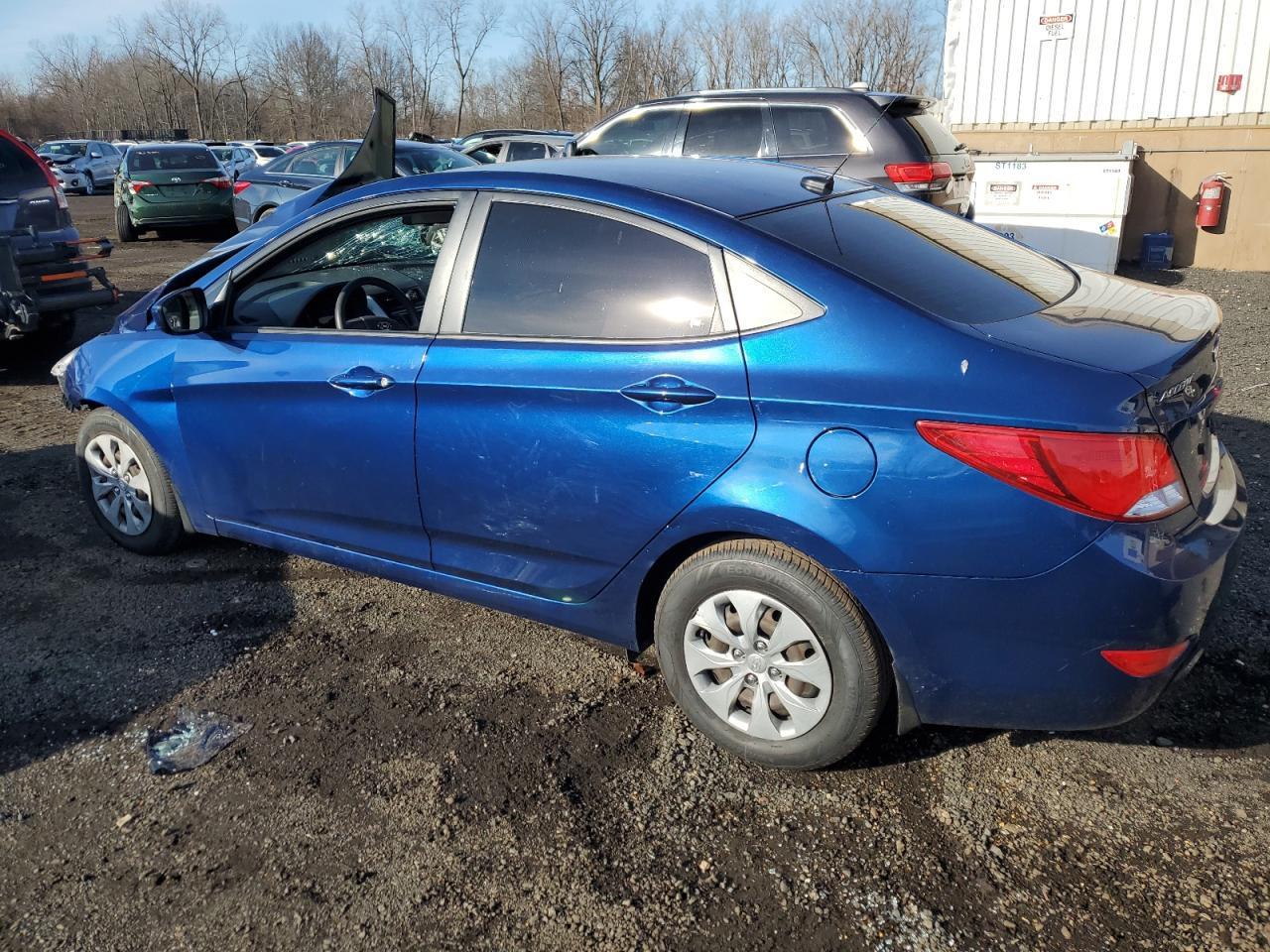 2016 HYUNDAI ACCENT SE - Фото 2
