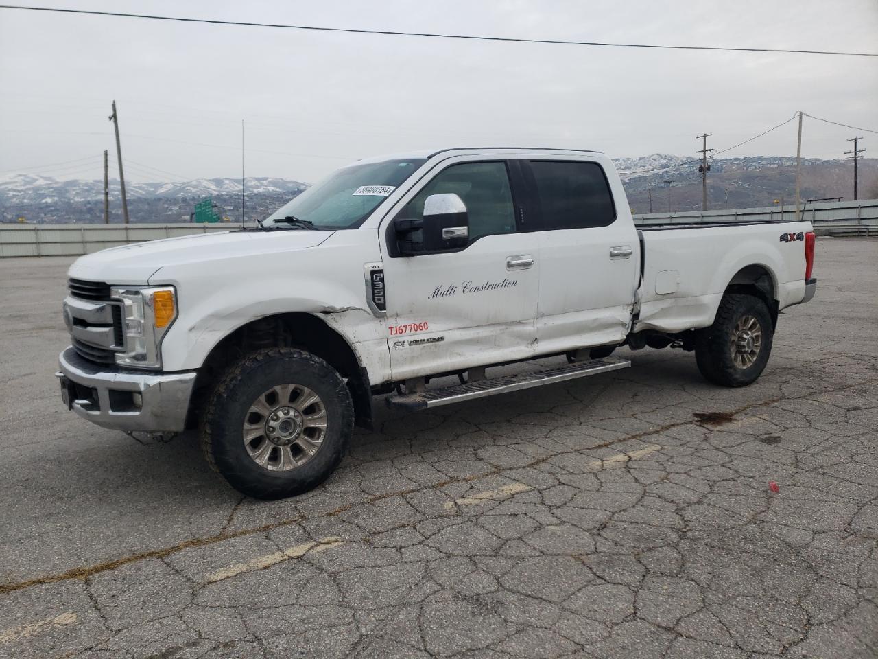 2017 FORD F350 SUPER