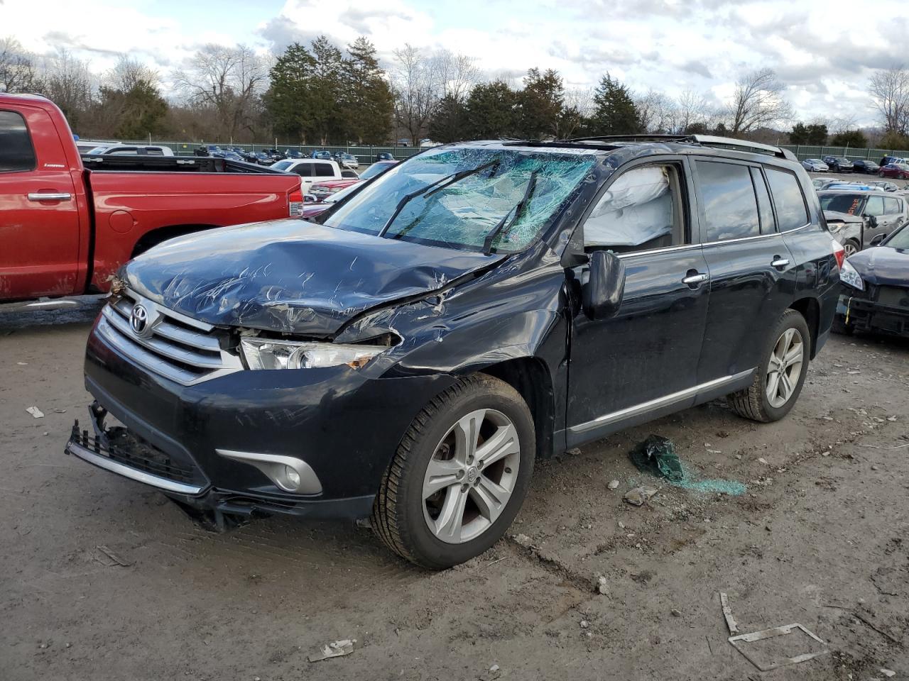 2013 TOYOTA HIGHLANDER car image