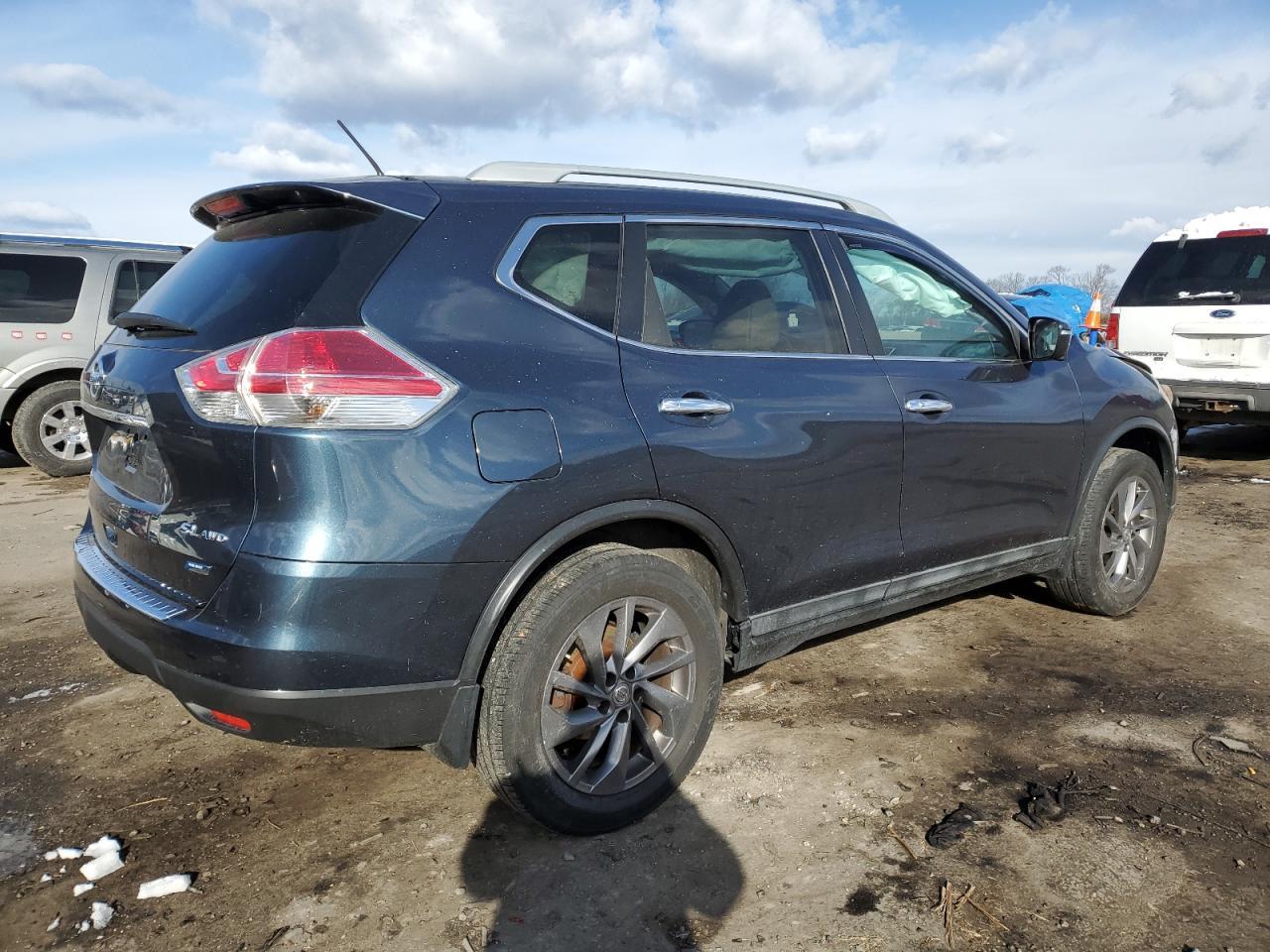 2014 NISSAN ROGUE S - Фото 3