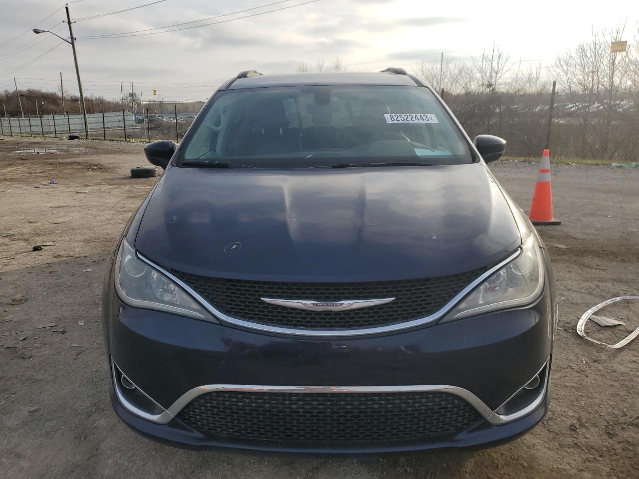 2017 CHRYSLER PACIFICA T - Image 5