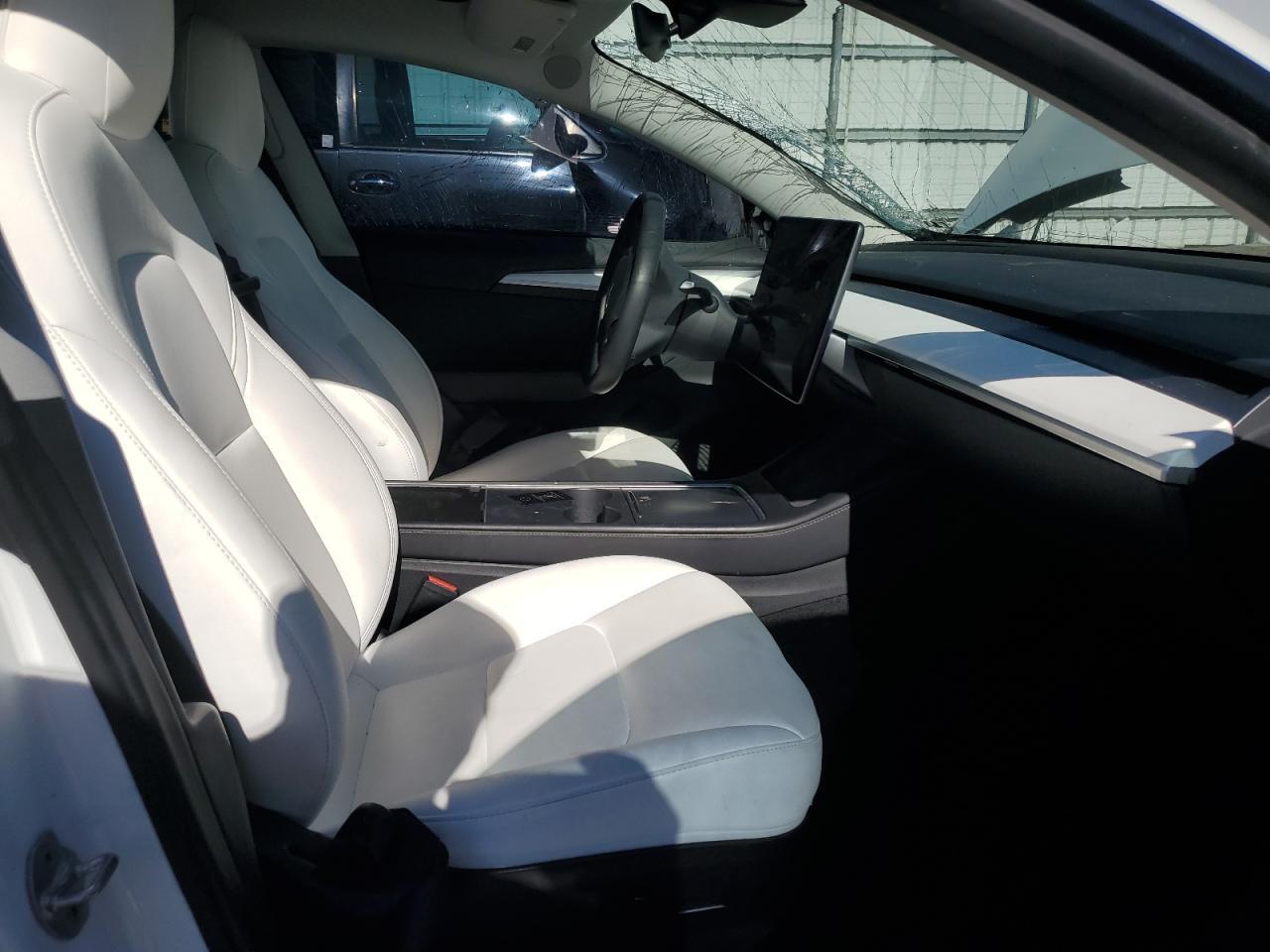 2022 TESLA MODEL 3 - Image 7