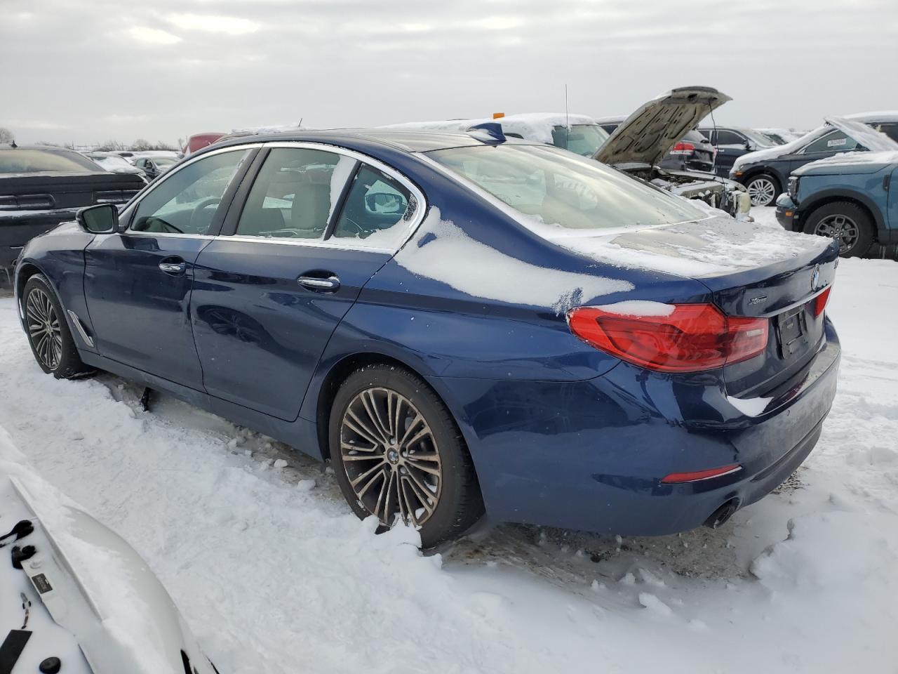 2018 BMW 530 XI - Фото 2