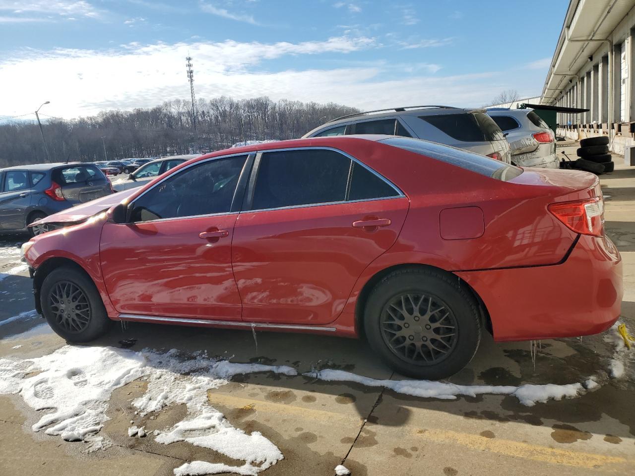 2013 TOYOTA CAMRY L - Image 2