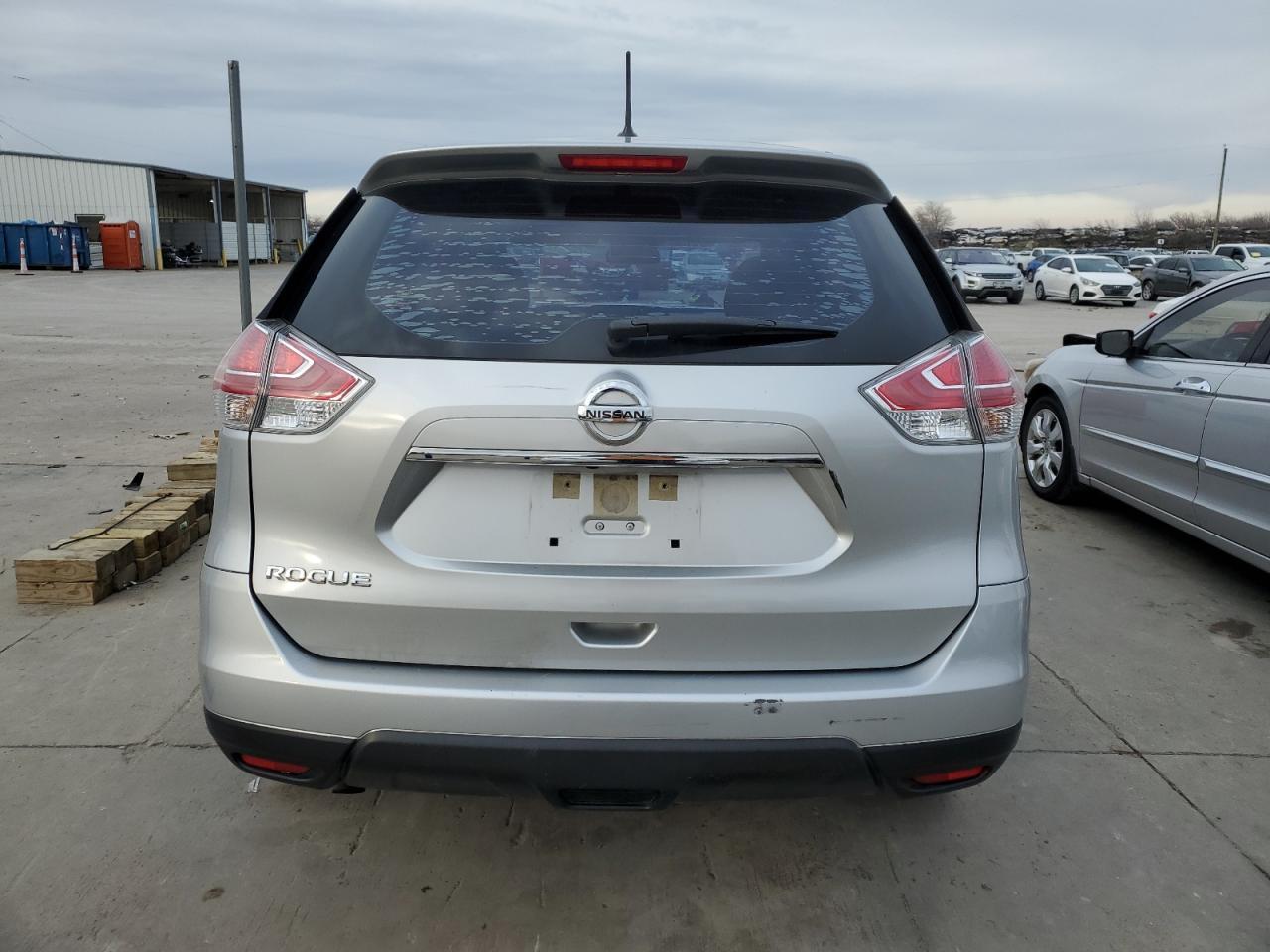 2016 NISSAN ROGUE S - Фото 6
