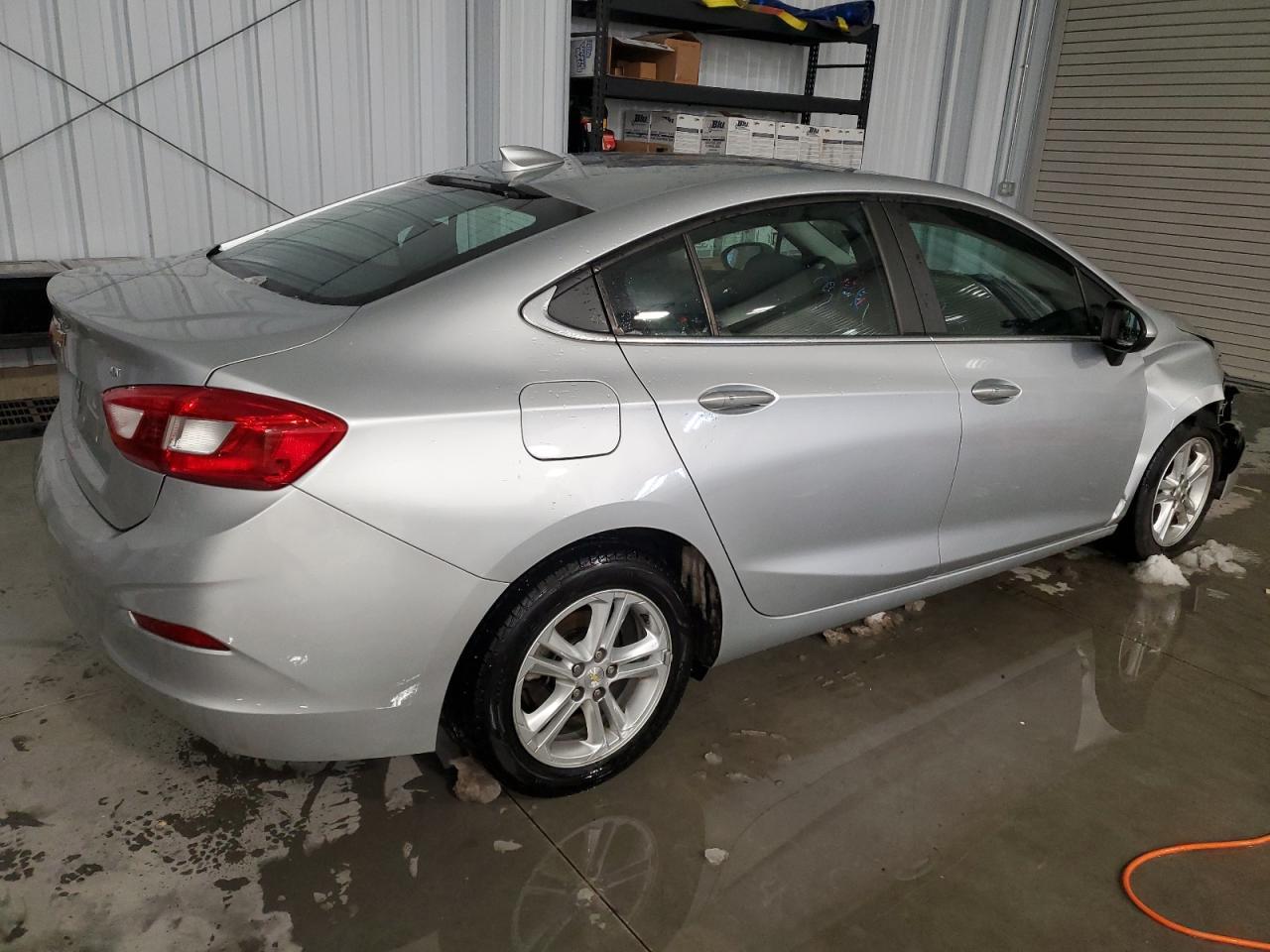 2017 CHEVROLET CRUZE LT - Фото 3