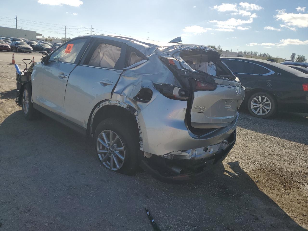 2023 MAZDA CX-5 PREFE - Image 2