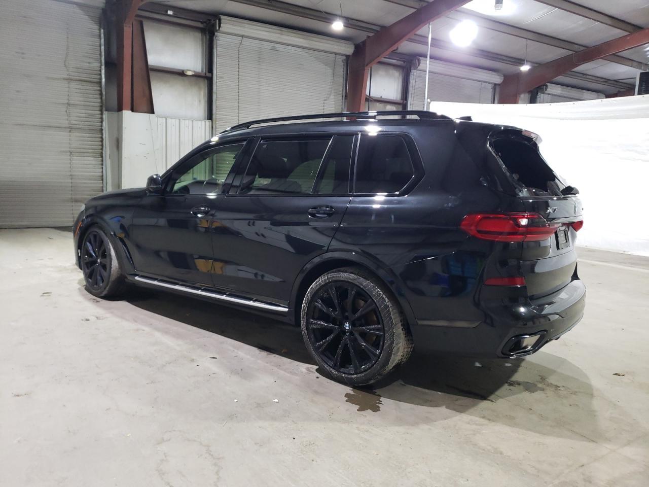 2021 BMW X7 XDRIVE4 - Фото 2