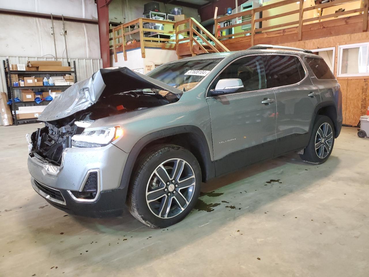 2023 GMC ACADIA SLT