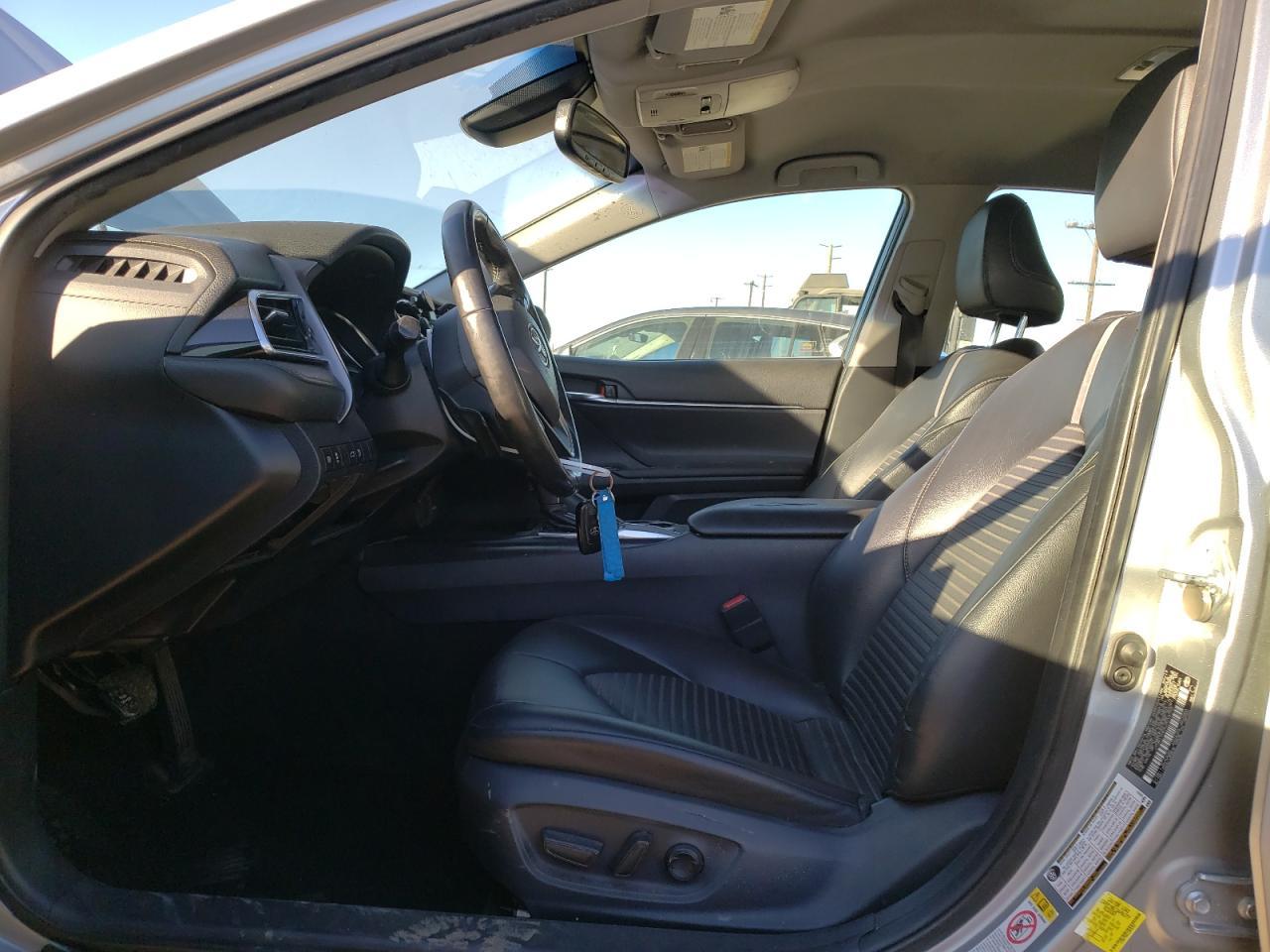 2018 TOYOTA CAMRY L - Фото 7