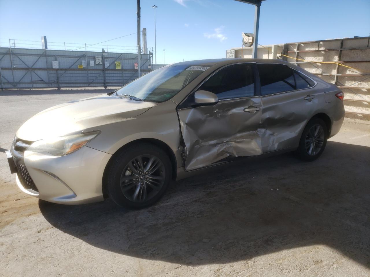 2016 TOYOTA CAMRY LE