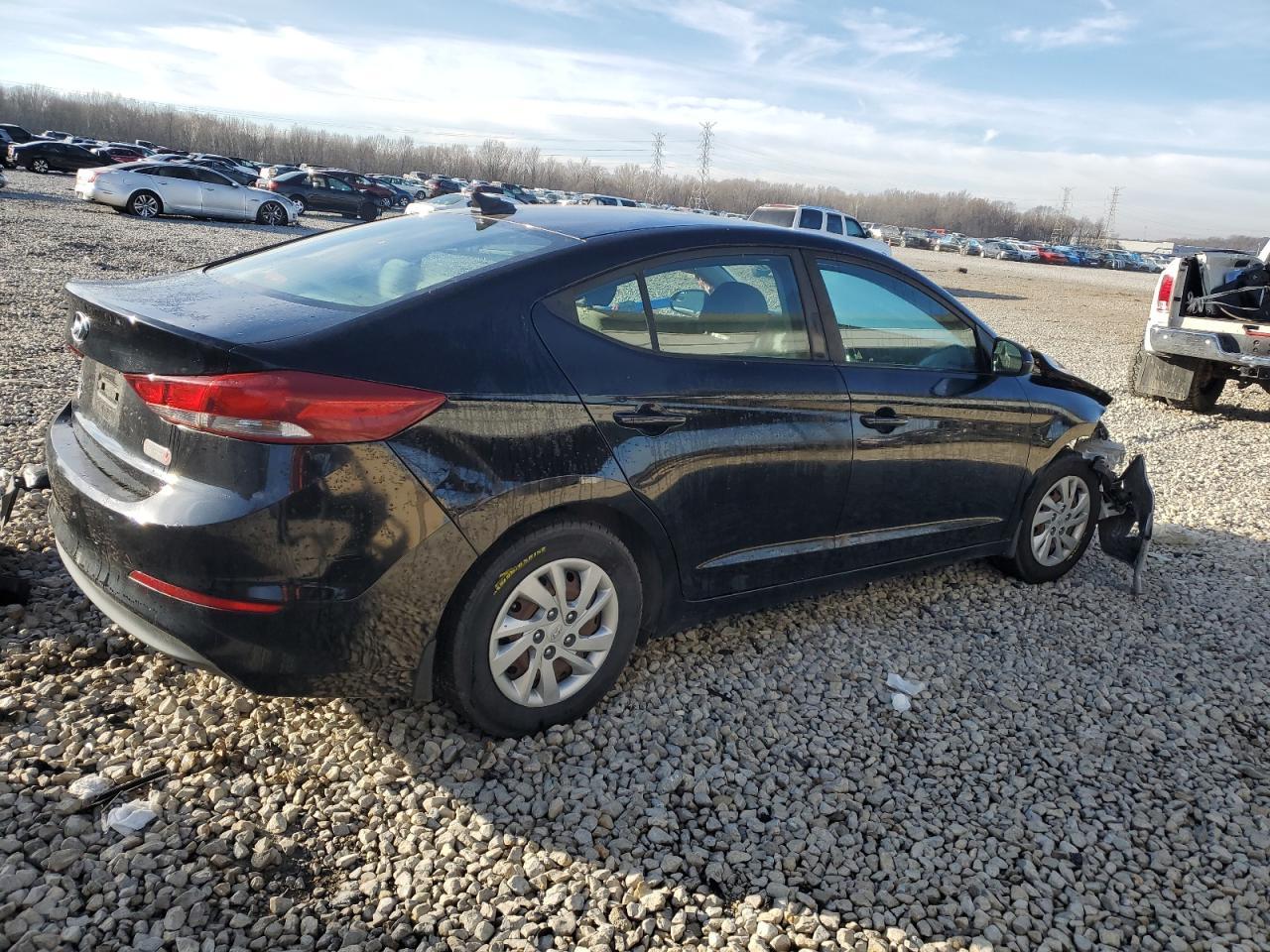 2017 HYUNDAI ELANTRA SE - Image 3