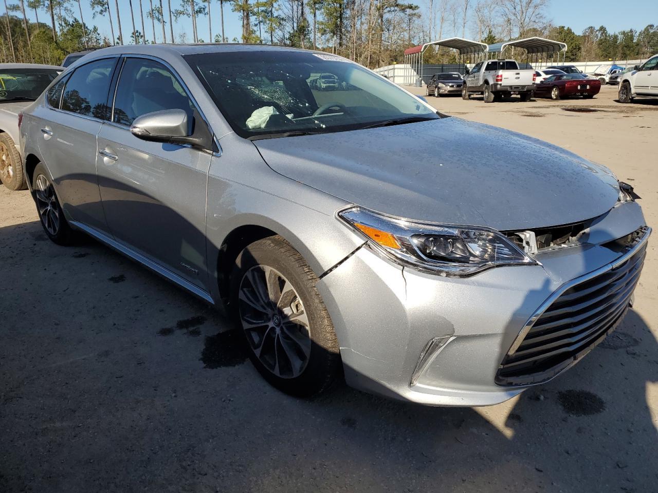 2016 TOYOTA AVALON HYB - Image 4