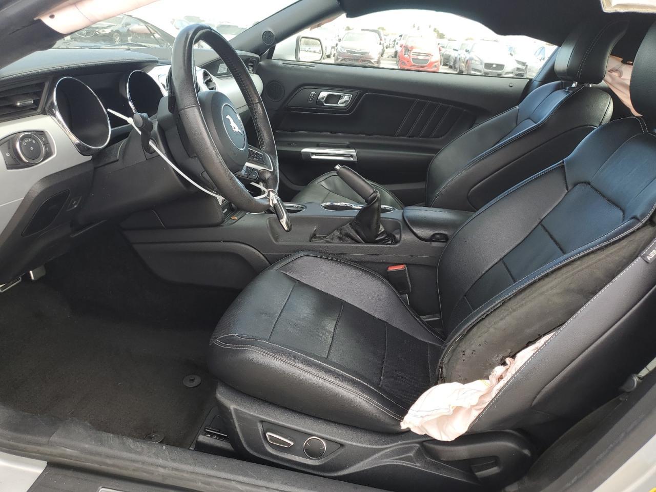 2016 FORD MUSTANG GT - Фото 7