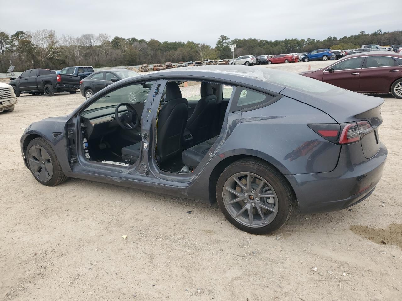 2022 TESLA MODEL 3 - Image 2