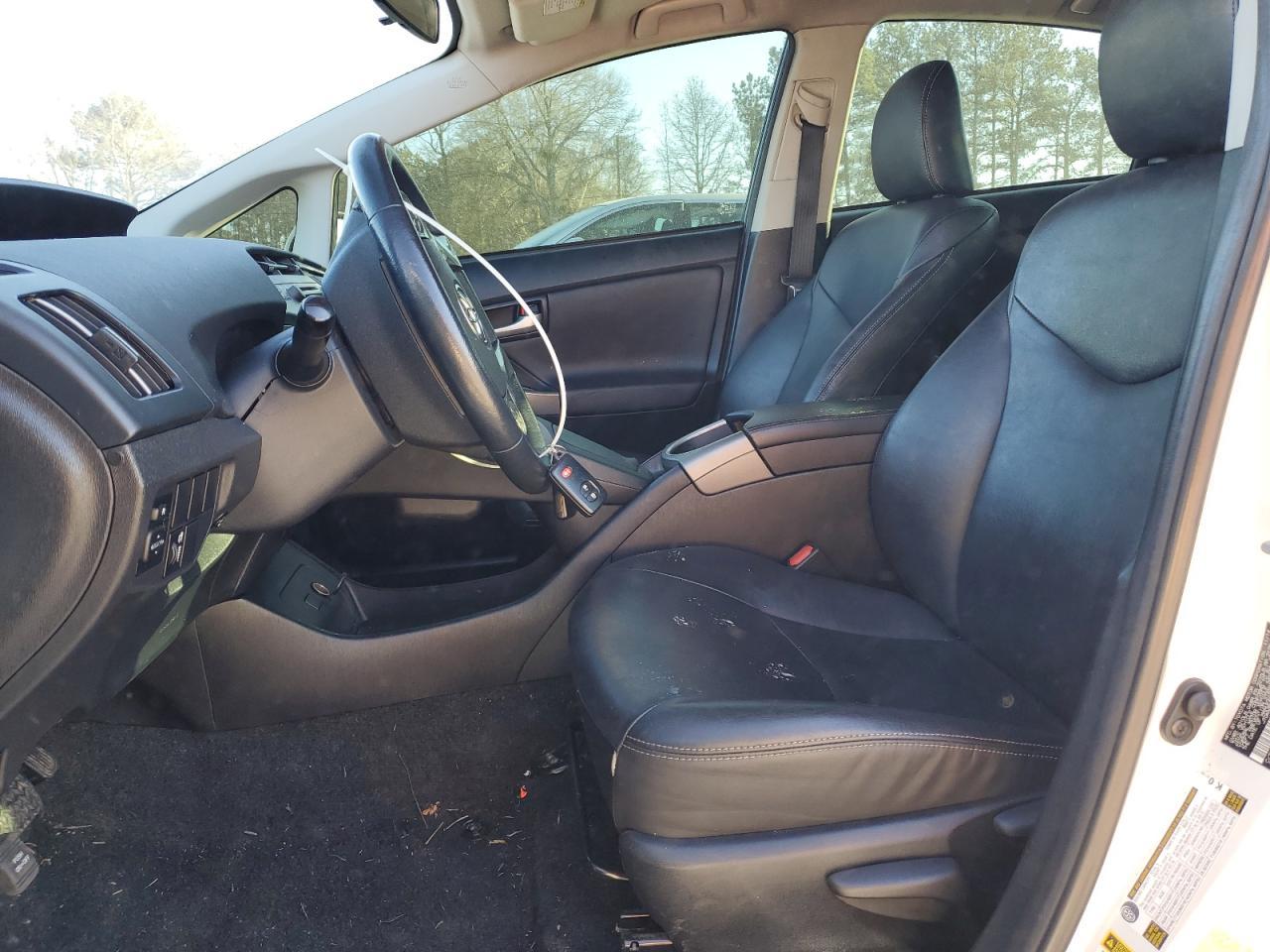 2015 TOYOTA PRIUS - Image 7