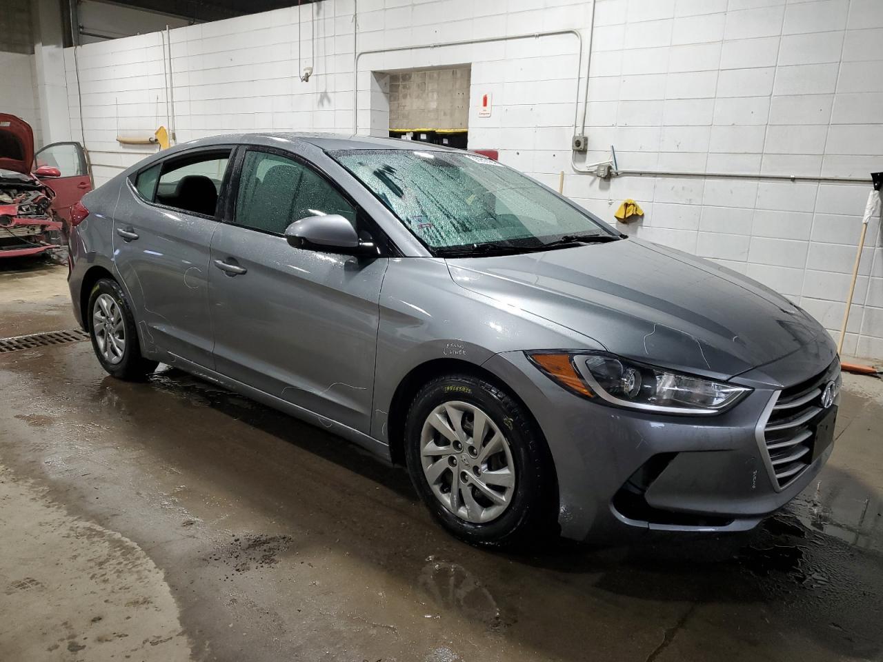 2018 HYUNDAI ELANTRA SE - Фото 4