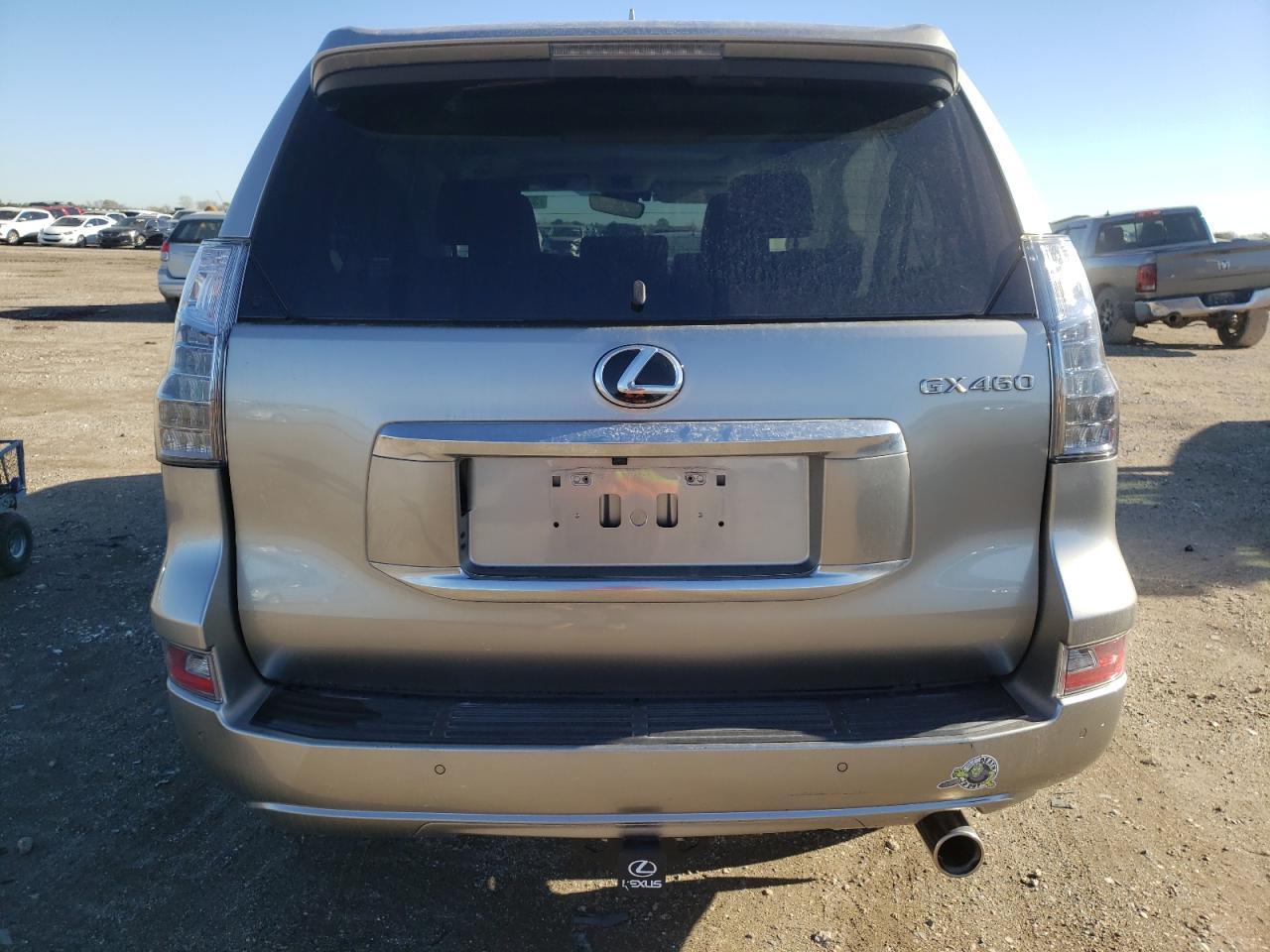 2022 LEXUS GX 460 - Image 6