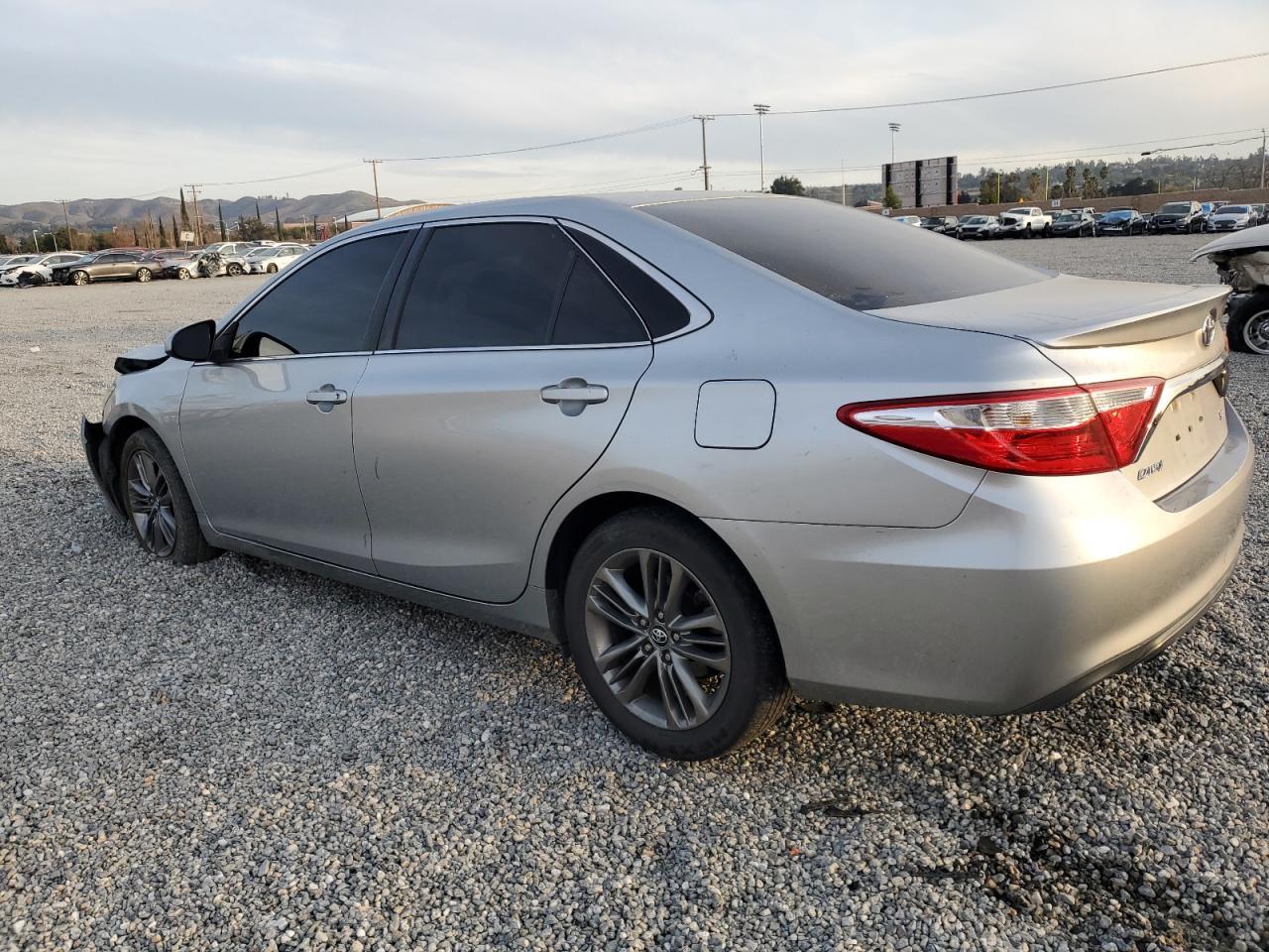 2016 TOYOTA CAMRY LE - Image 2