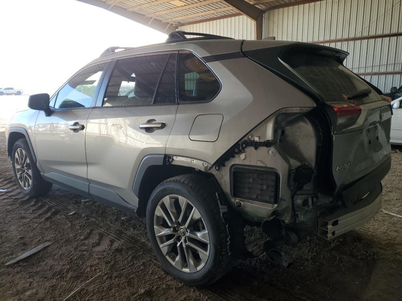 2019 TOYOTA RAV4 XLE P - Image 2