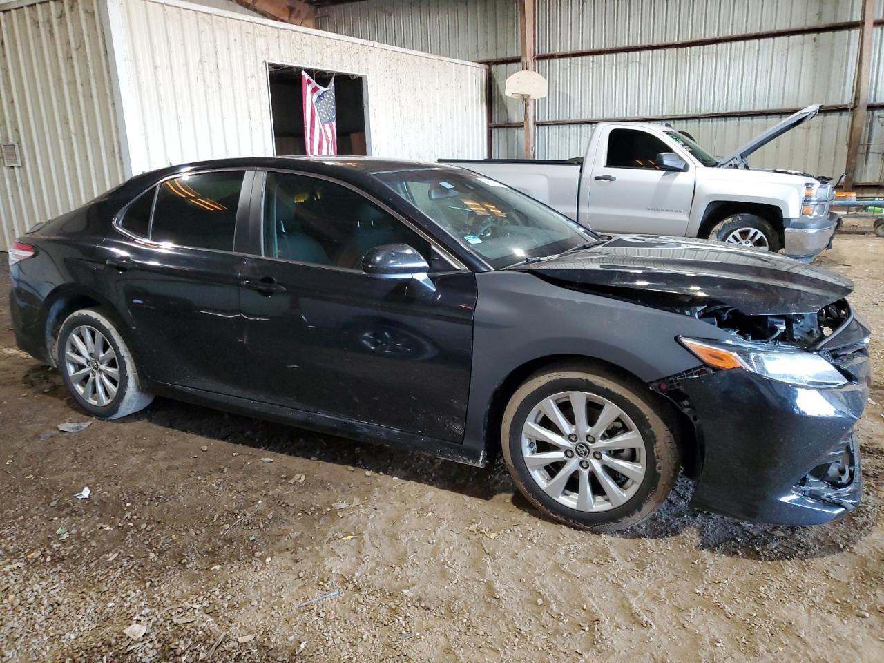 2018 TOYOTA CAMRY L - Image 4