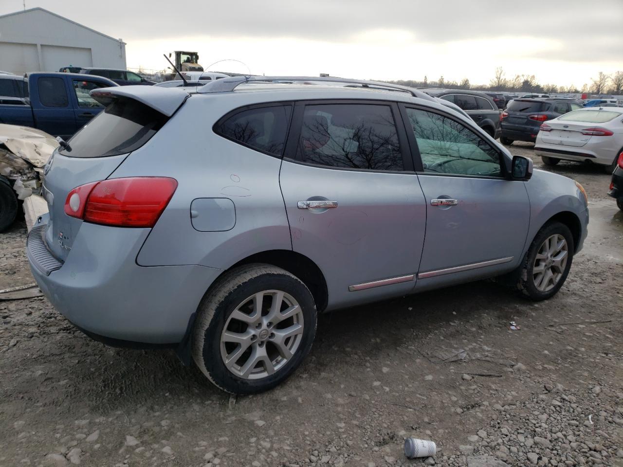 2013 NISSAN ROGUE S - Image 3