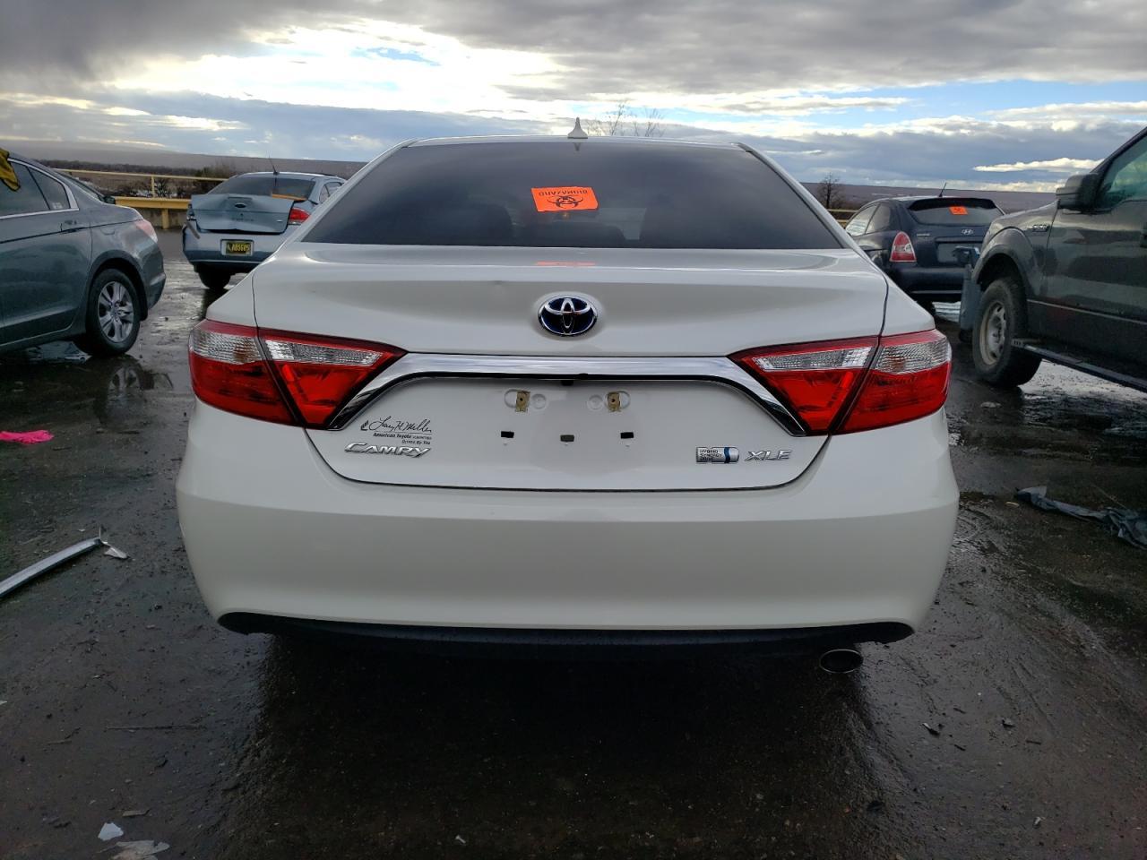 2017 TOYOTA CAMRY HYBR - Фото 6
