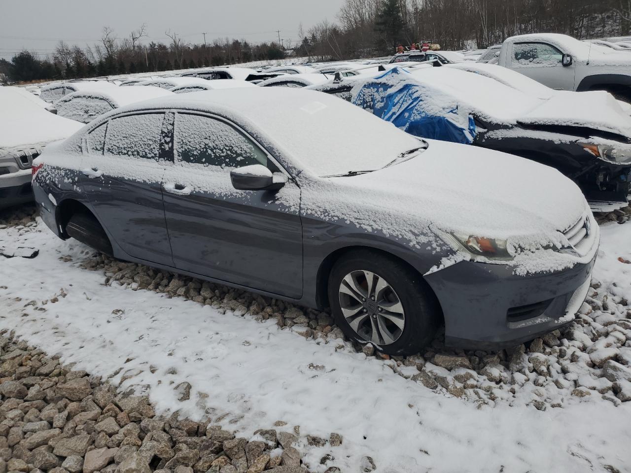 2014 HONDA ACCORD LX - Image 4