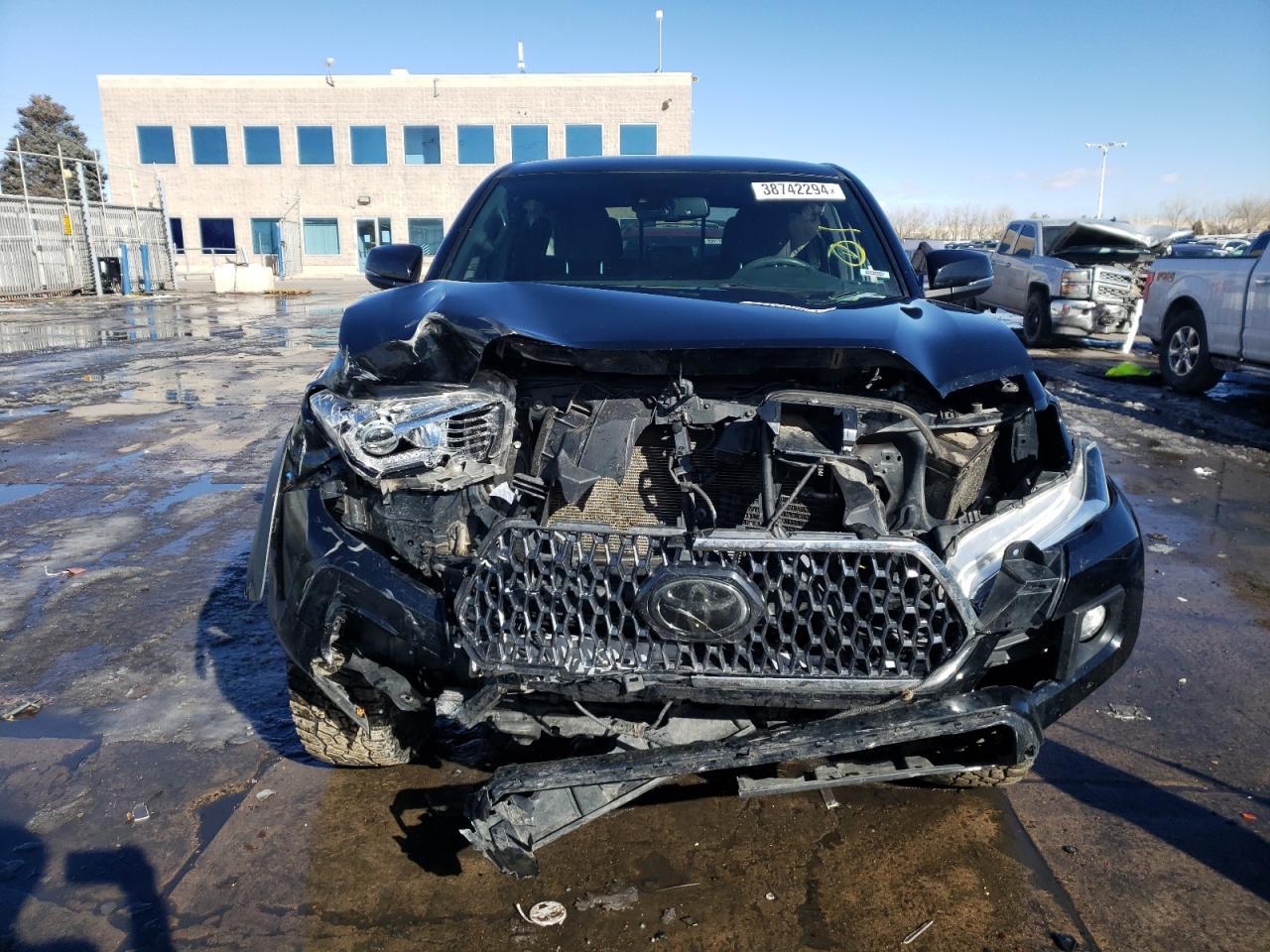 2019 TOYOTA TACOMA DOU - Image 5