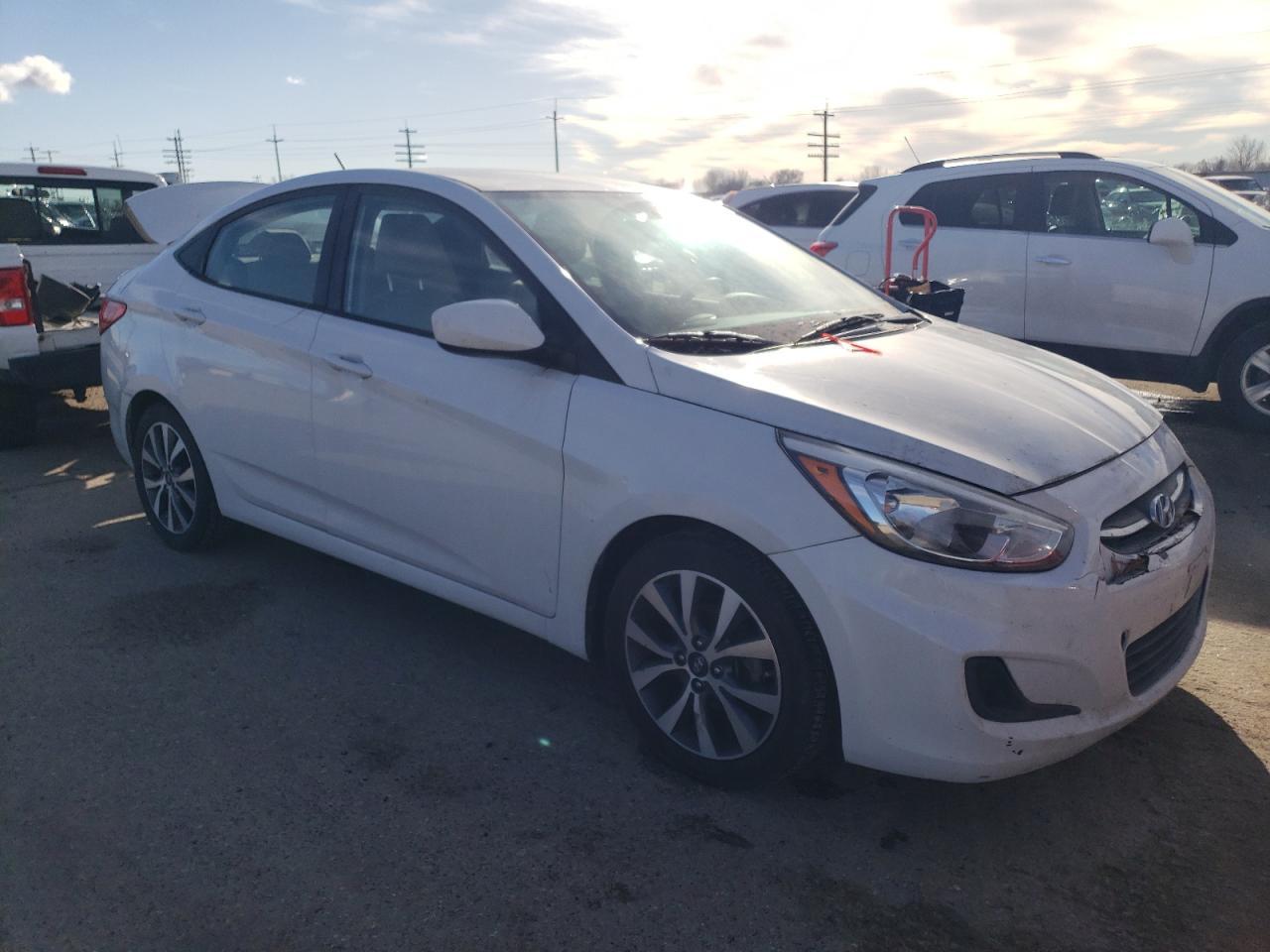 2017 HYUNDAI ACCENT SE - Image 4