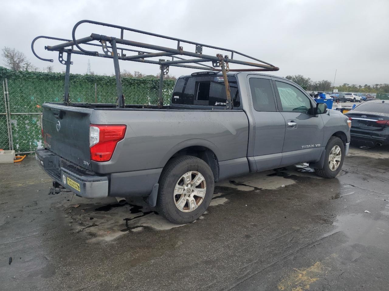 2018 NISSAN TITAN S - Фото 3