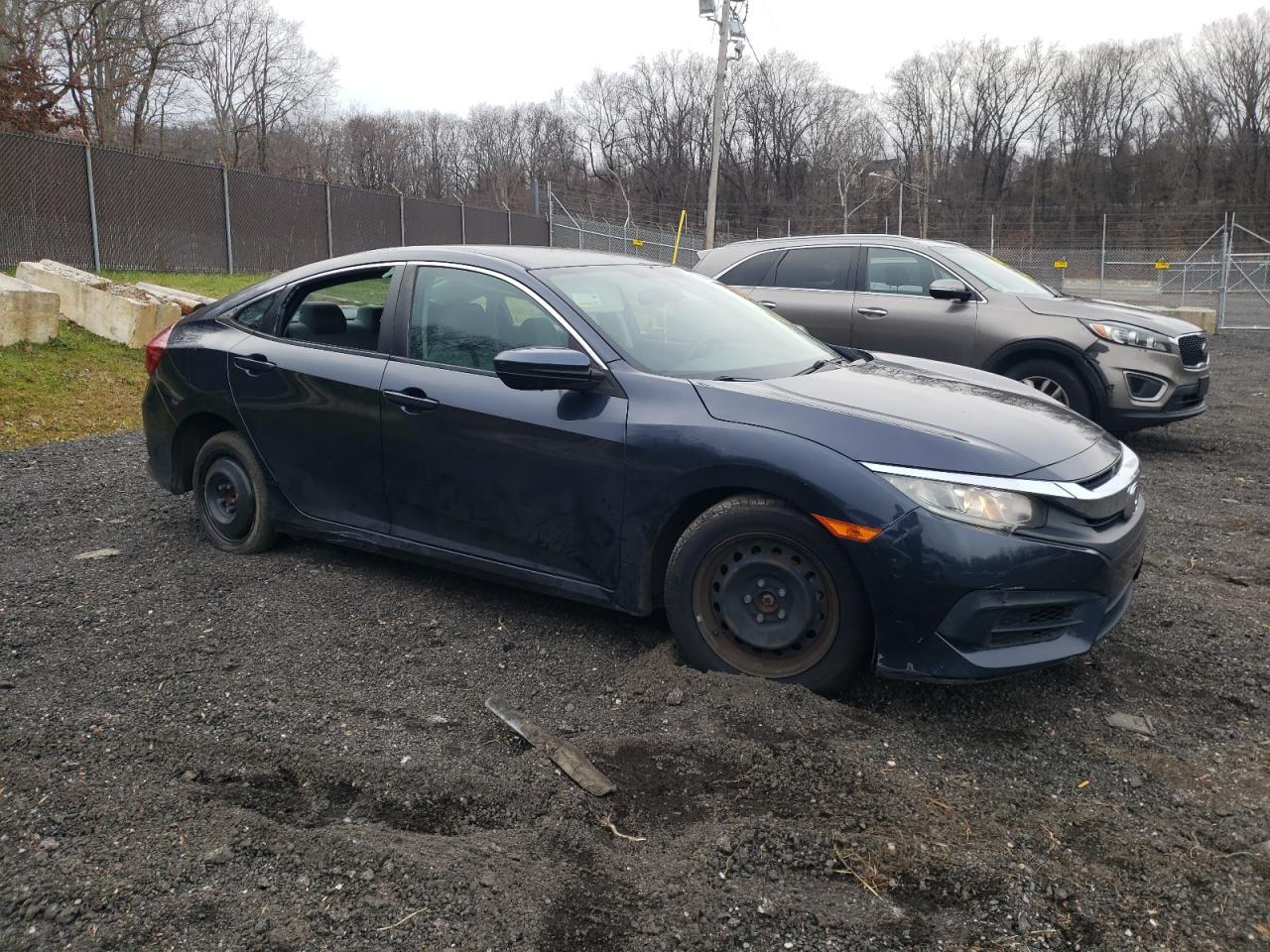 2016 HONDA CIVIC LX - Image 4