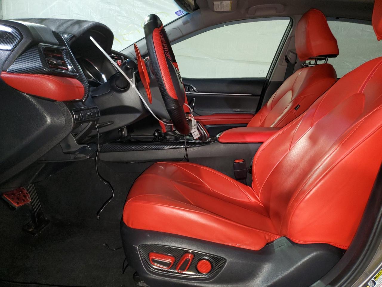 2018 TOYOTA CAMRY XSE - Image 7