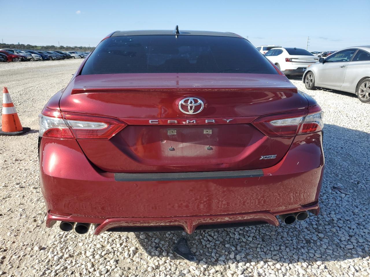 2018 TOYOTA CAMRY XSE - Image 6