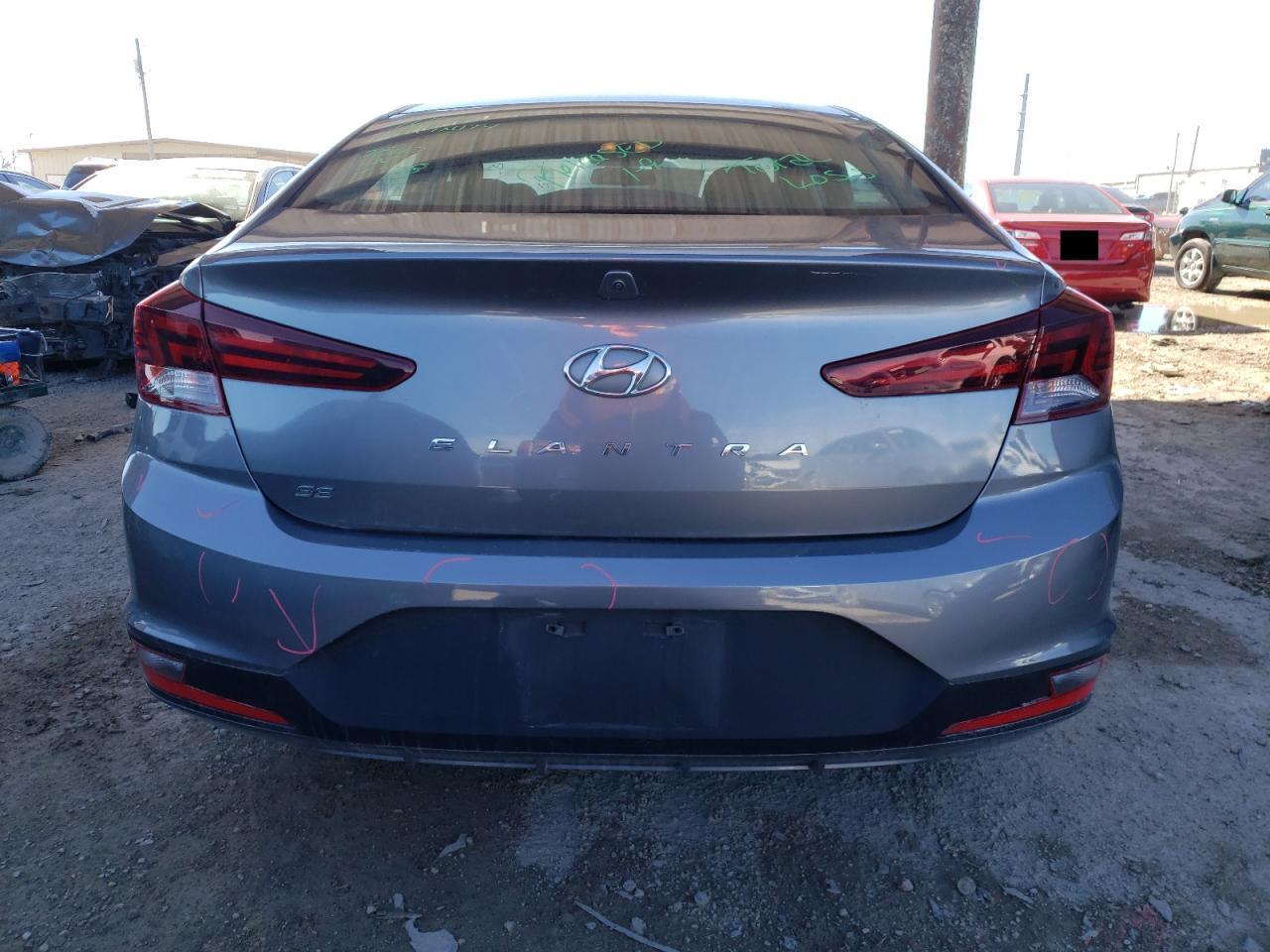2019 HYUNDAI ELANTRA SE - Фото 6