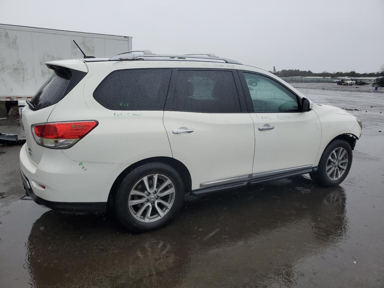 2013 NISSAN PATHFINDER - Фото 3