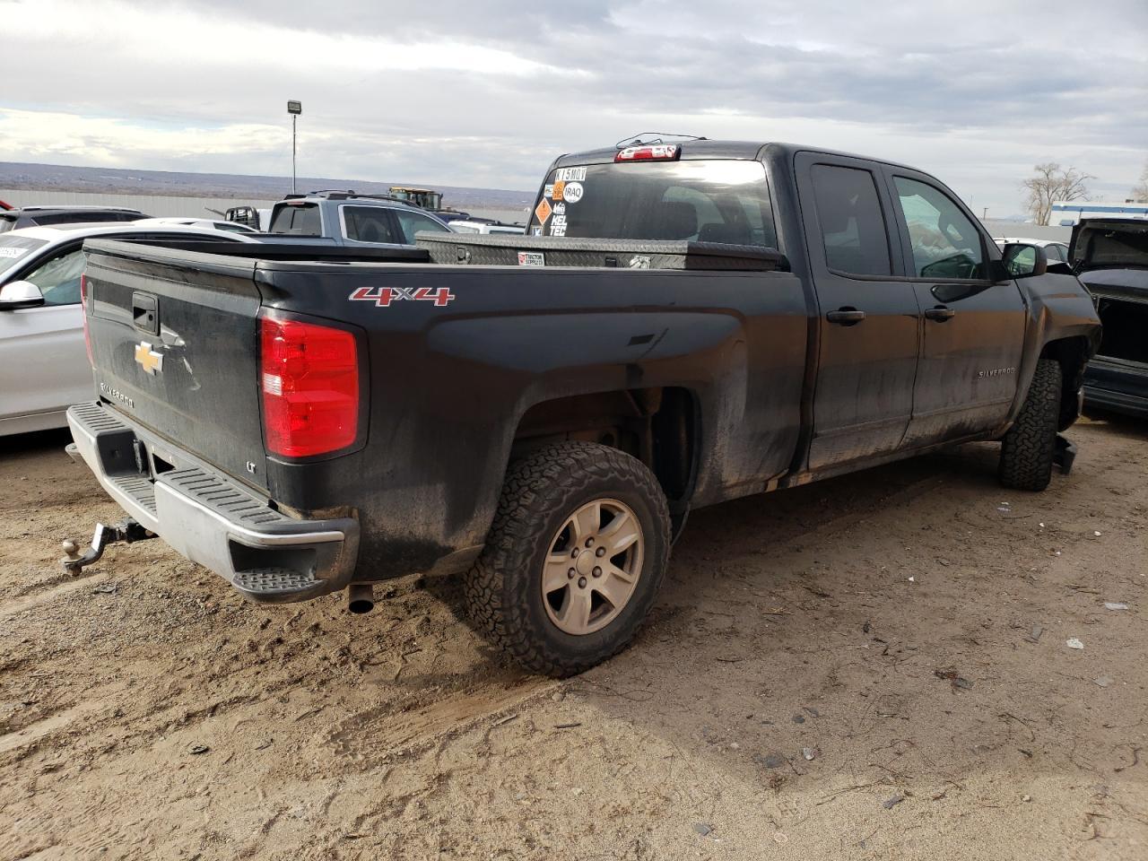 2017 CHEVROLET SILVERADO - Image 3