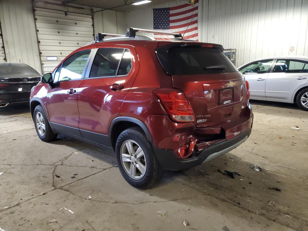 2021 CHEVROLET TRAX 1LT - Фото 2
