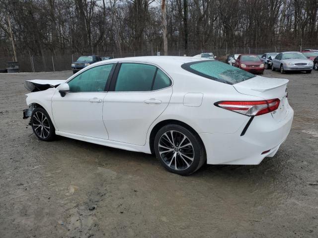 2020 Toyota Camry Se - Фото 2
