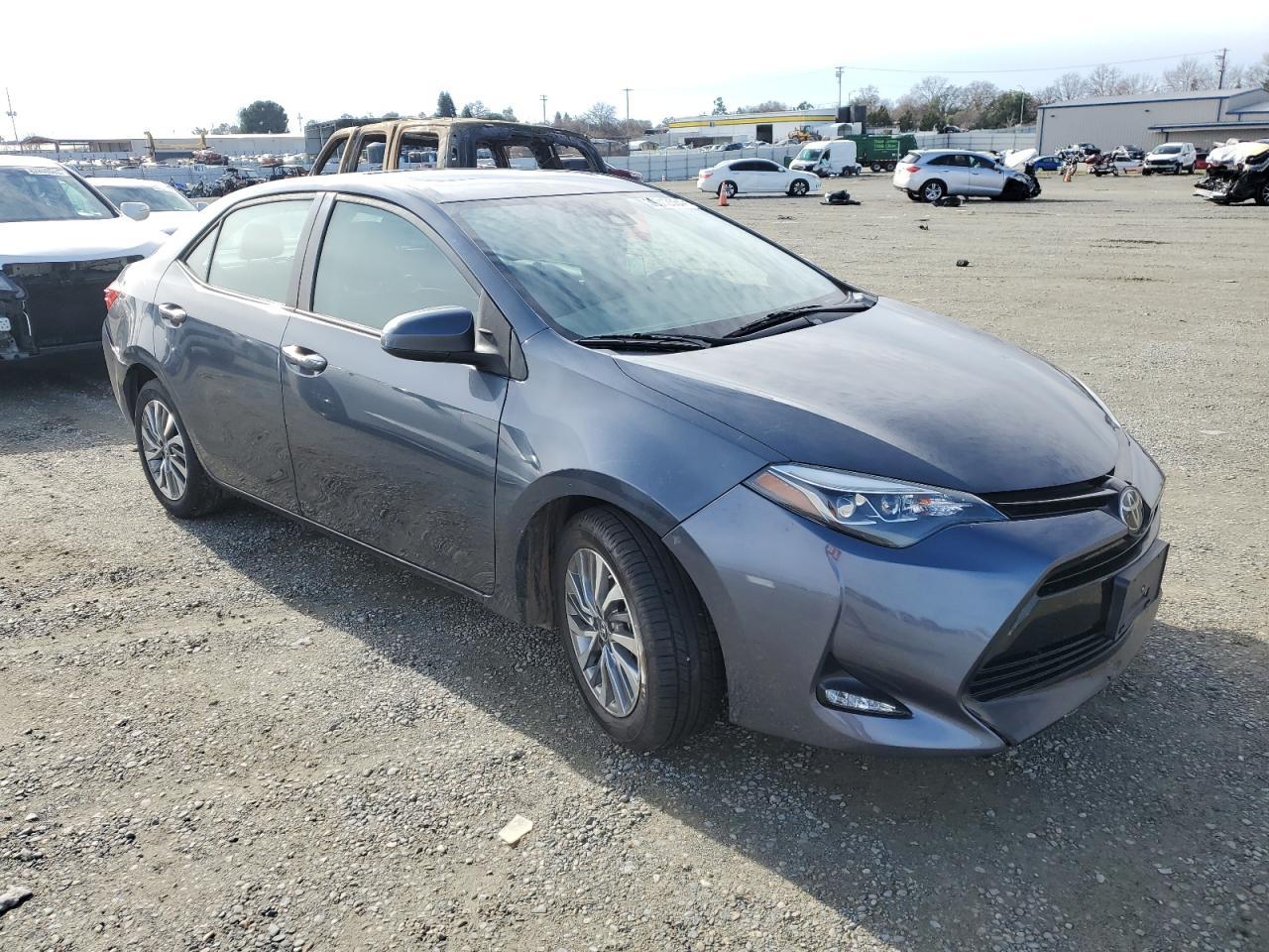 2018 TOYOTA COROLLA L - Image 4