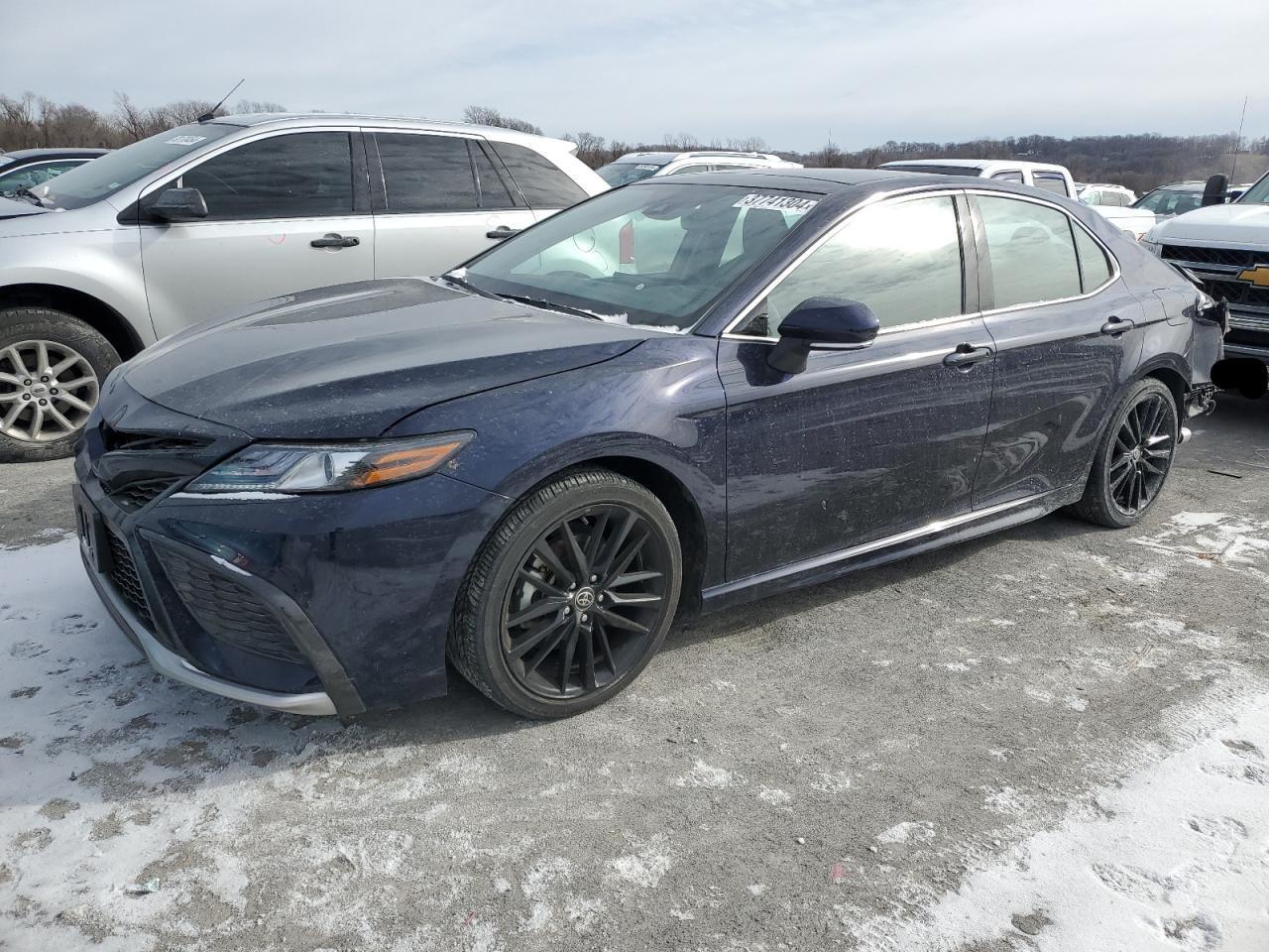 2022 TOYOTA CAMRY XSE