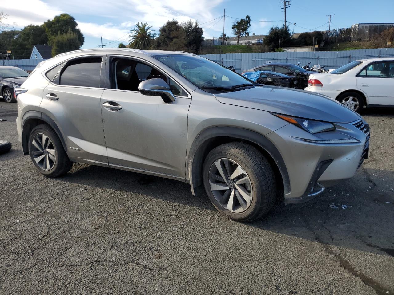 2020 LEXUS NX 300H - Image 4