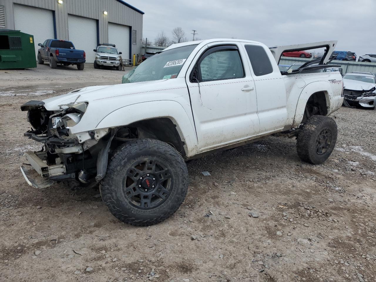 2015 TOYOTA TACOMA ACC
