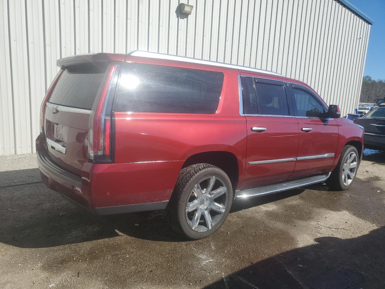 2017 CADILLAC ESCALADE E - Image 3