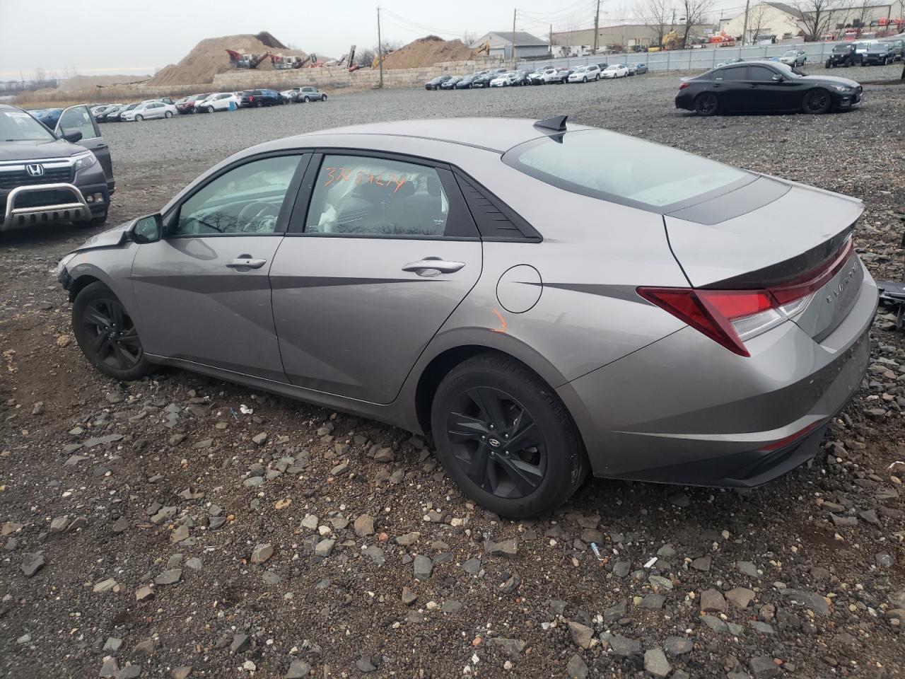 2023 HYUNDAI ELANTRA SE - Image 2