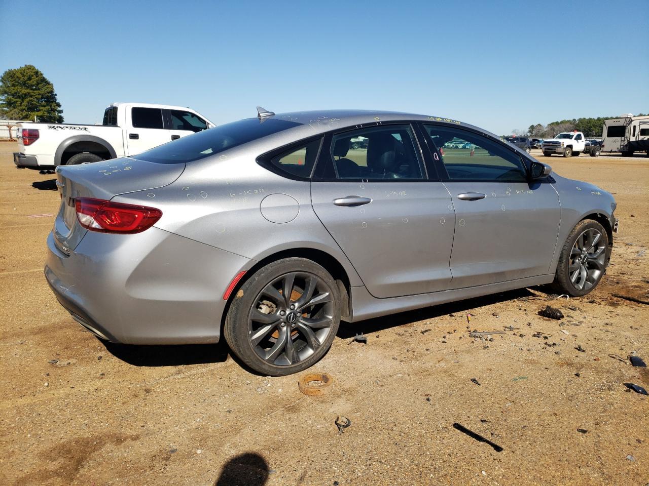 2015 CHRYSLER 200 S - Фото 3