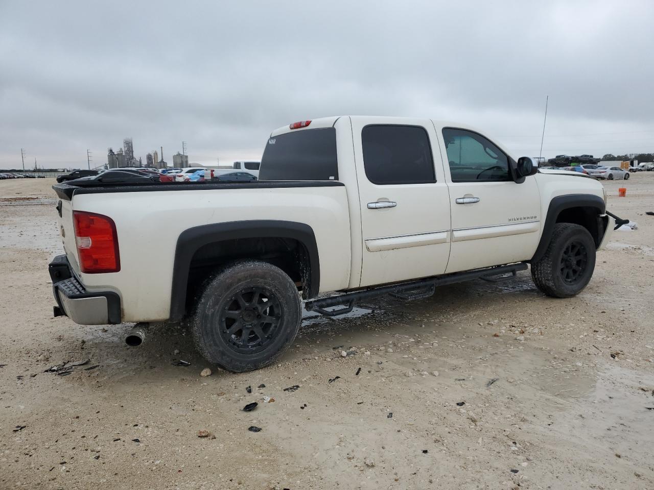 2012 CHEVROLET SILVERADO - Image 3