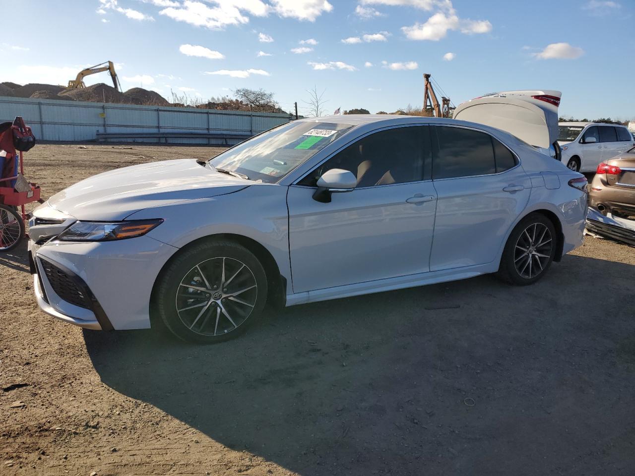 2024 TOYOTA CAMRY XSE car image