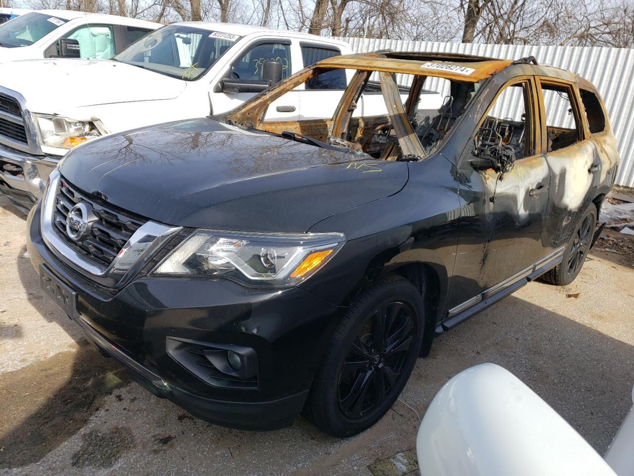 2017 NISSAN PATHFINDER